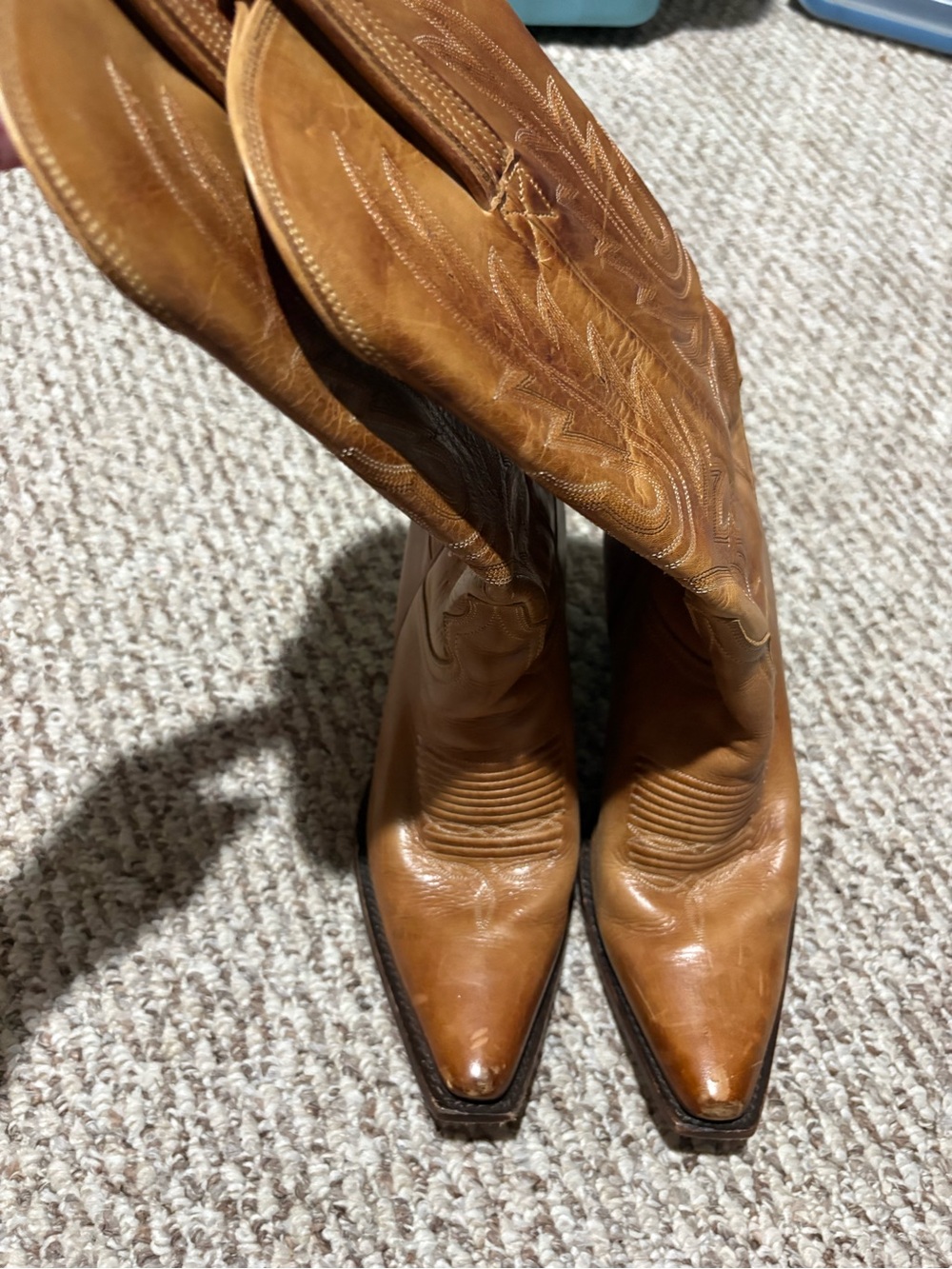 Lucchese Charlie 1 Horse Ladies Heeled Cowboy Boots, Sz 7.5 - Tan